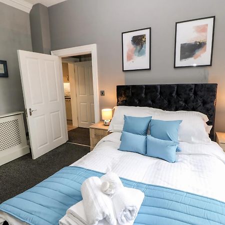 St John'S North Hotel Apartments Wakefield Esterno foto